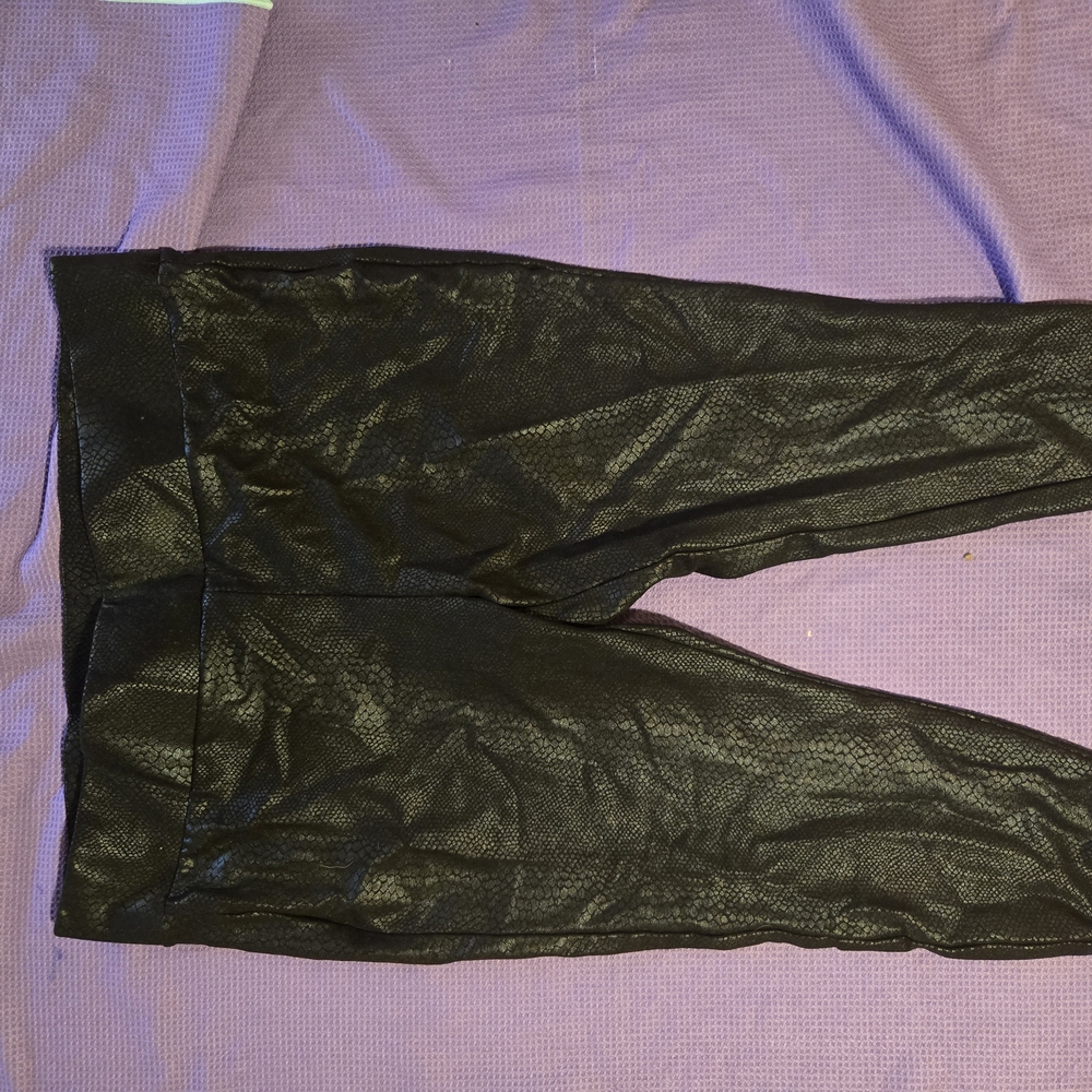 Torrid Black Textured Leggings